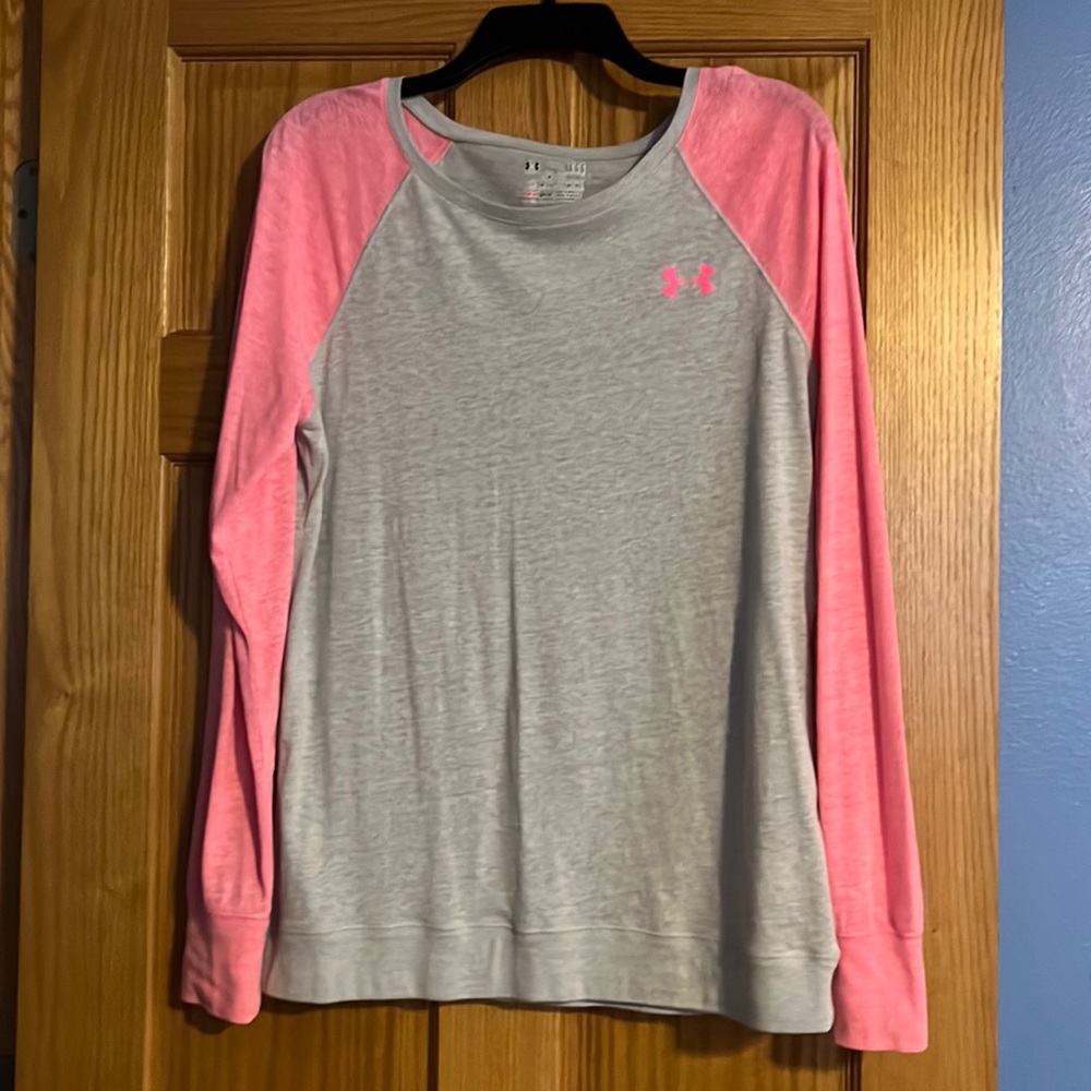 UA long sleeve tshirt